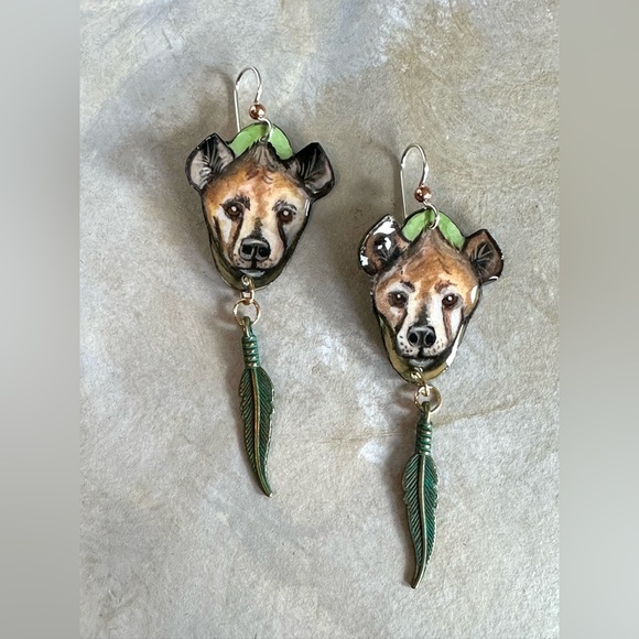 Hand painted spotted hyena, OOAK earrings w feather charm wildlife jewelry - Picture 3 of 5
